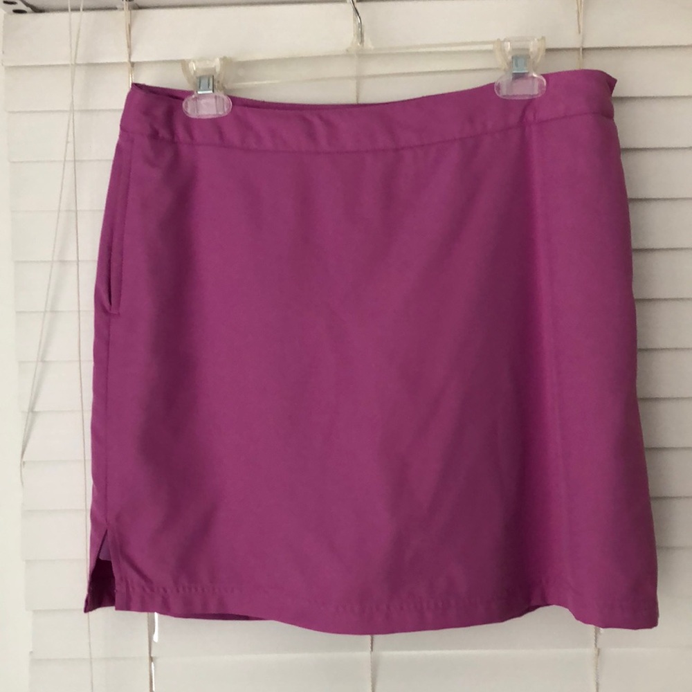 Greg Norman Skort Shorts Play Dry SZ 10 Purple Golf Tennis Athletic